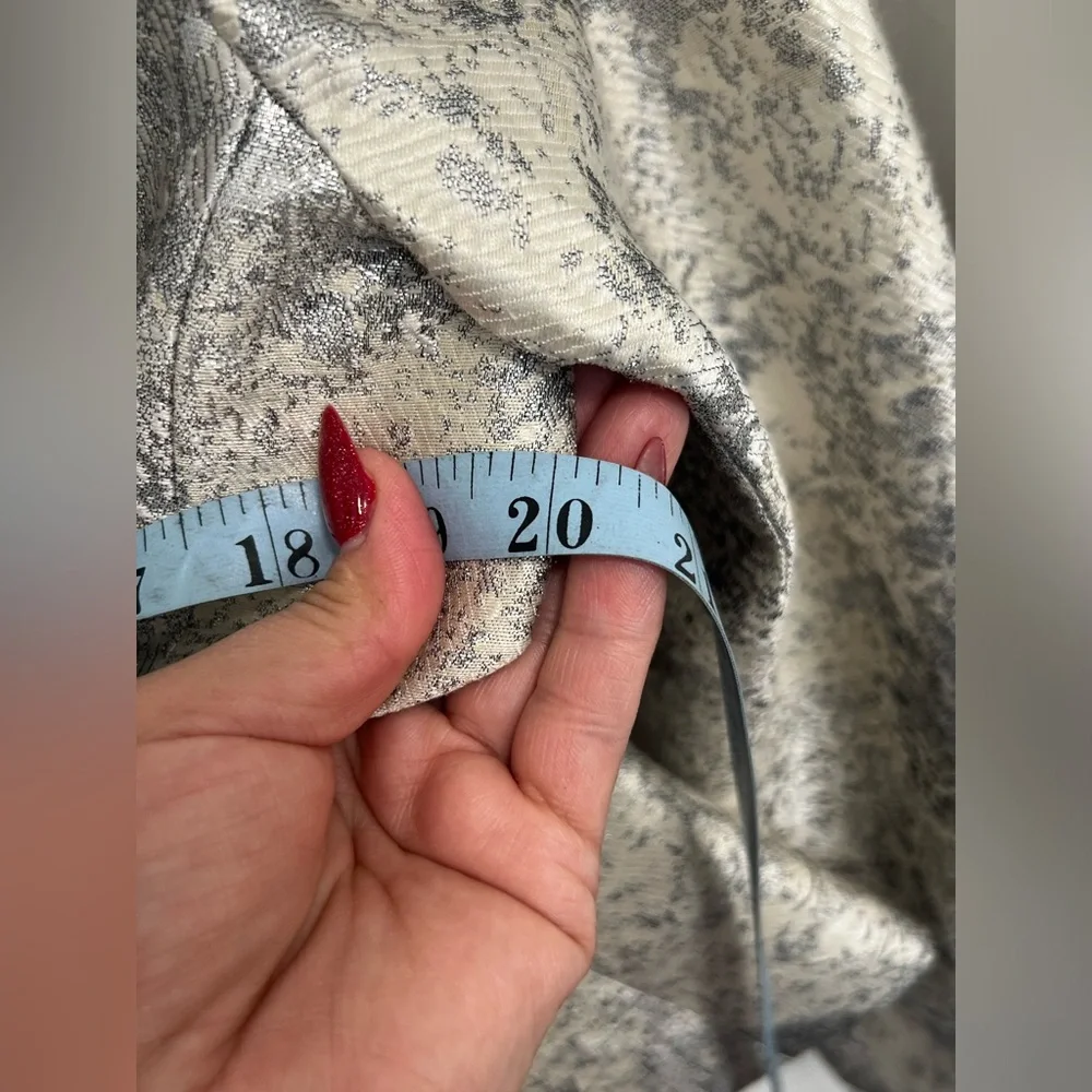 CAbi Women Cream/Silver Blazer - Picture 11 of 11